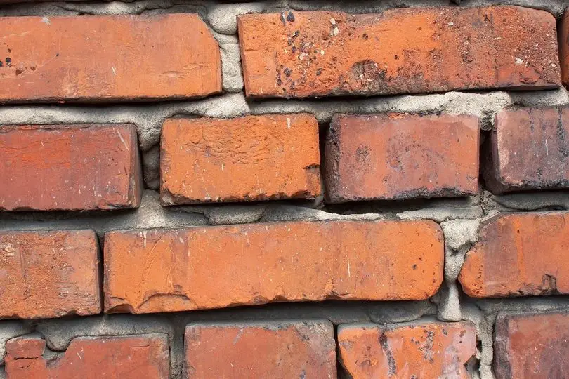 Does Brick Veneer Look Real? Pros, Cons, and Expert Opinions